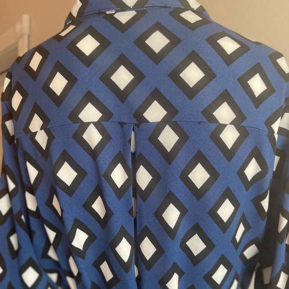 Mlle Gabrielle~NWT~Geometric Print Dress~1/3 Front Zip~3/4 Tab Sleeve~Size 1X - Picture 14 of 15